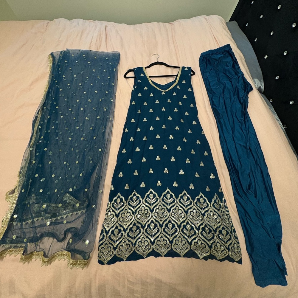 Dark blue indian suit